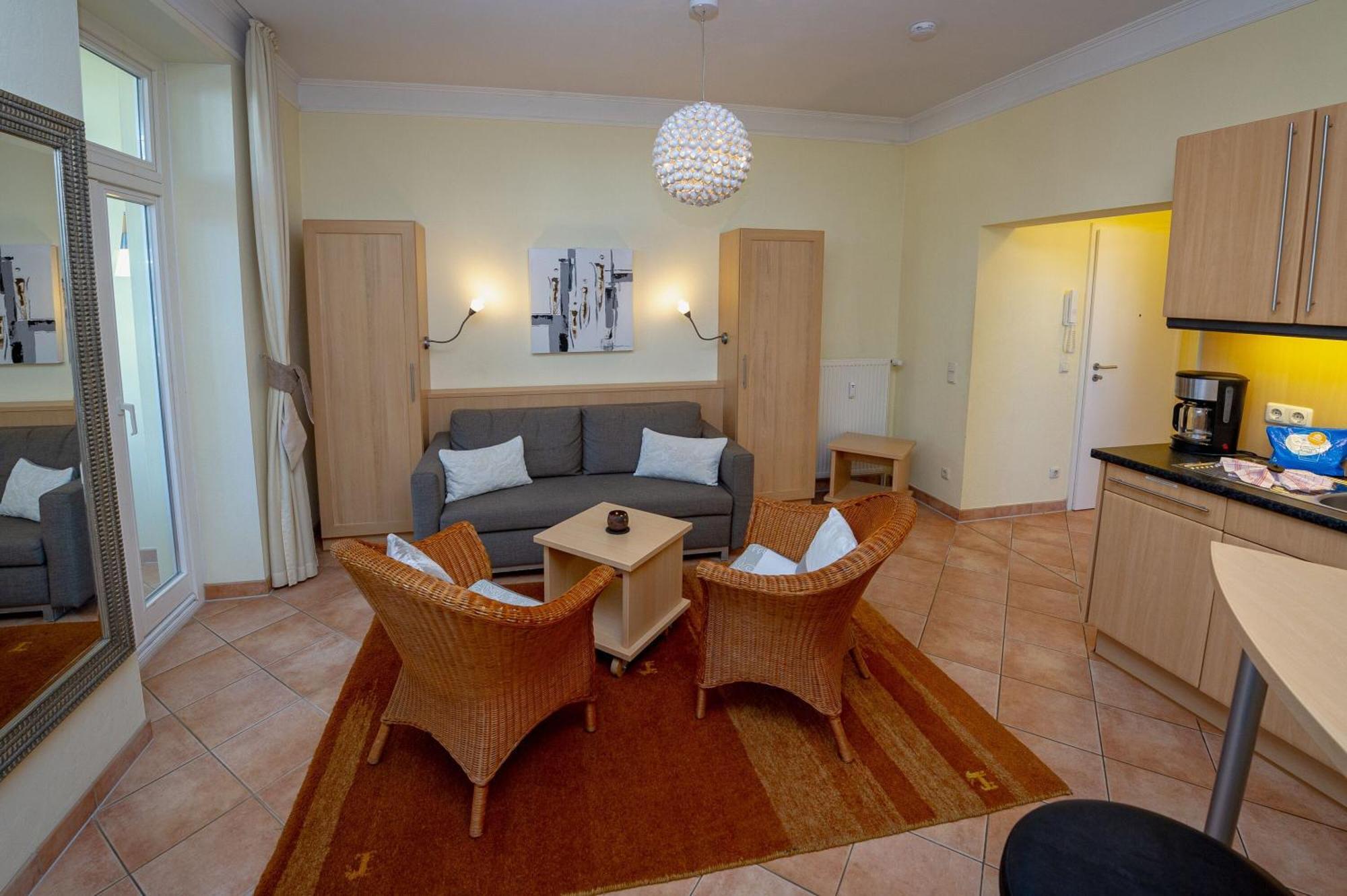 Villa Malepartus - Wohnung 03 Остзебад Бинц Екстериор снимка